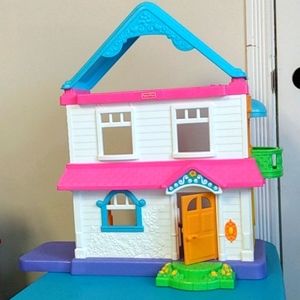 Fisher Price doll house